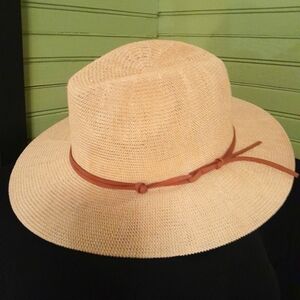Unbranded panama style straw fedora, one size fits all. New!